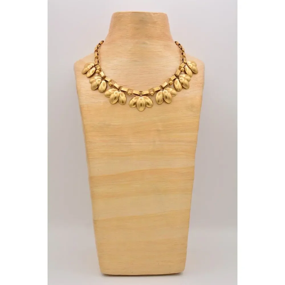 Stella & Dot Vintage Collar Necklace Brushed Gold Antiqued Chunky Charm Chain 9J